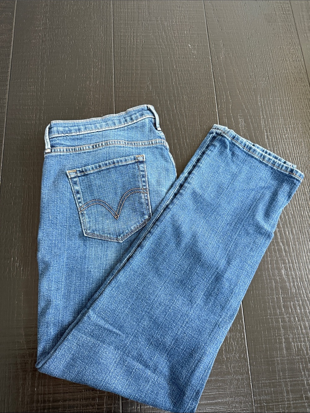 Levi's Women's Skinny Jeans in Blue Denim